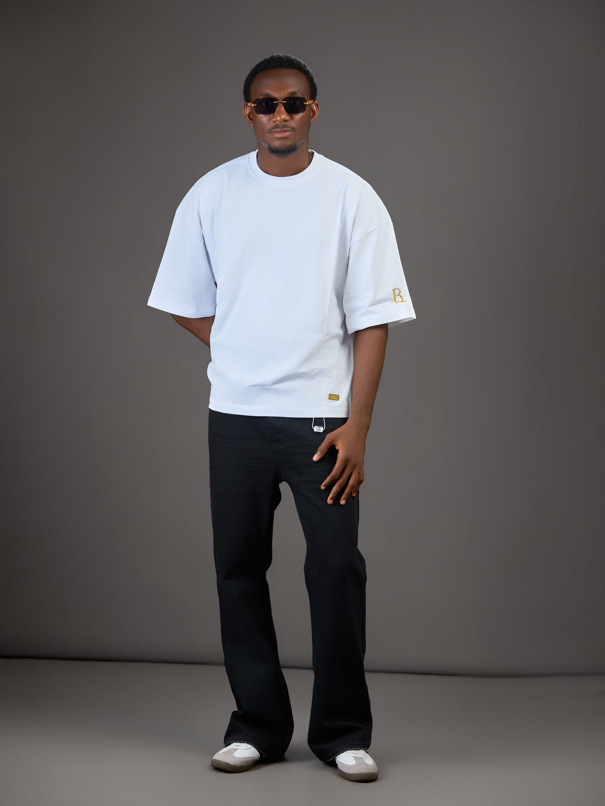 BRIGHTÉ Oversized T-Shirt