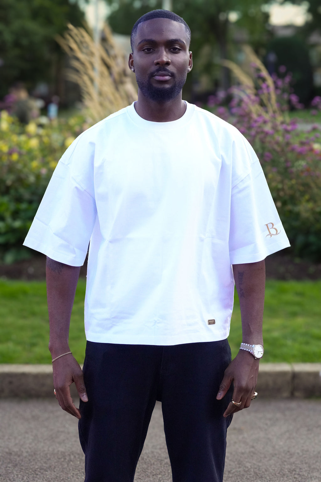 BRIGHTÉ Oversized T-Shirt