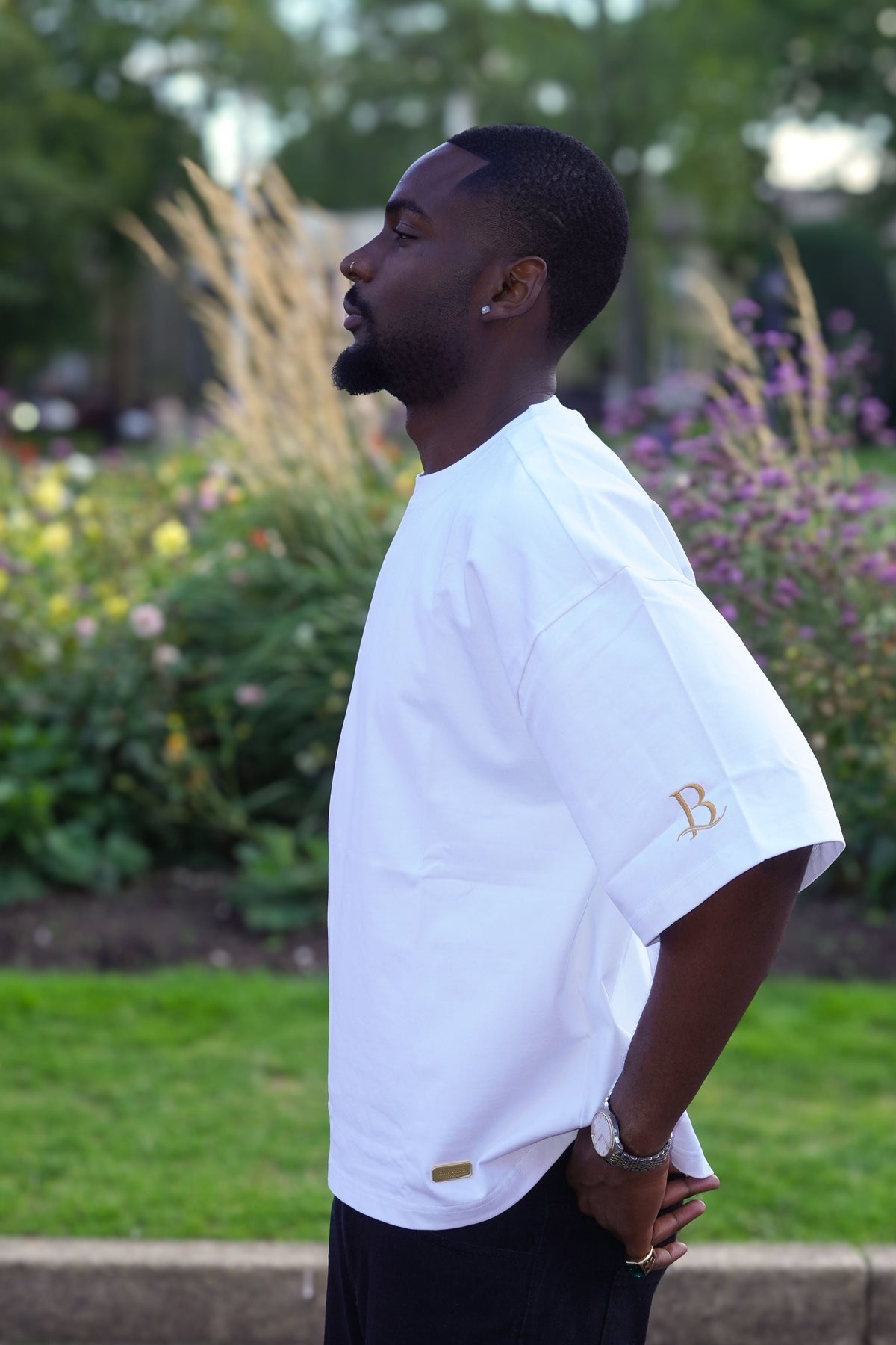 BRIGHTÉ Oversized T-Shirt