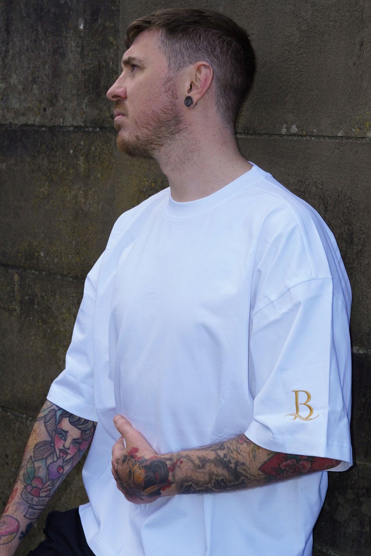 BRIGHTÉ Oversized T-Shirt